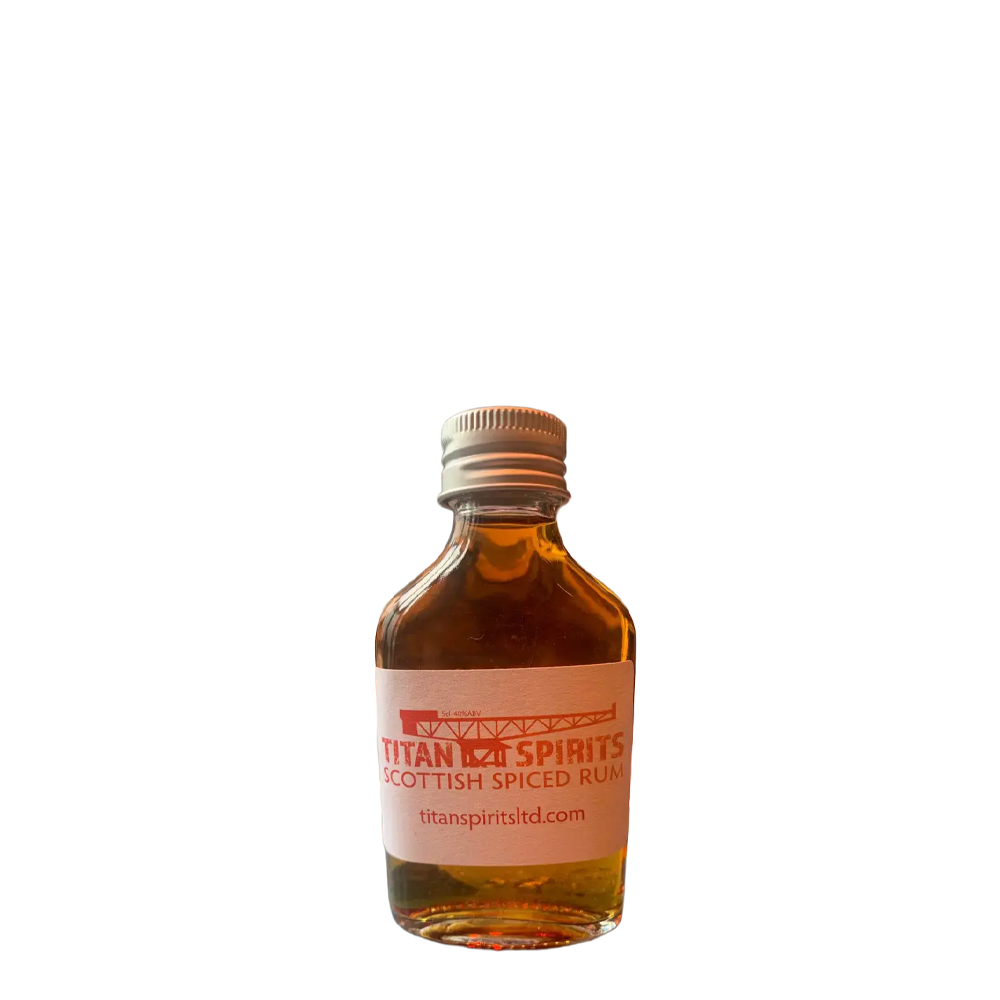 Titan rum, 5cl Miniature